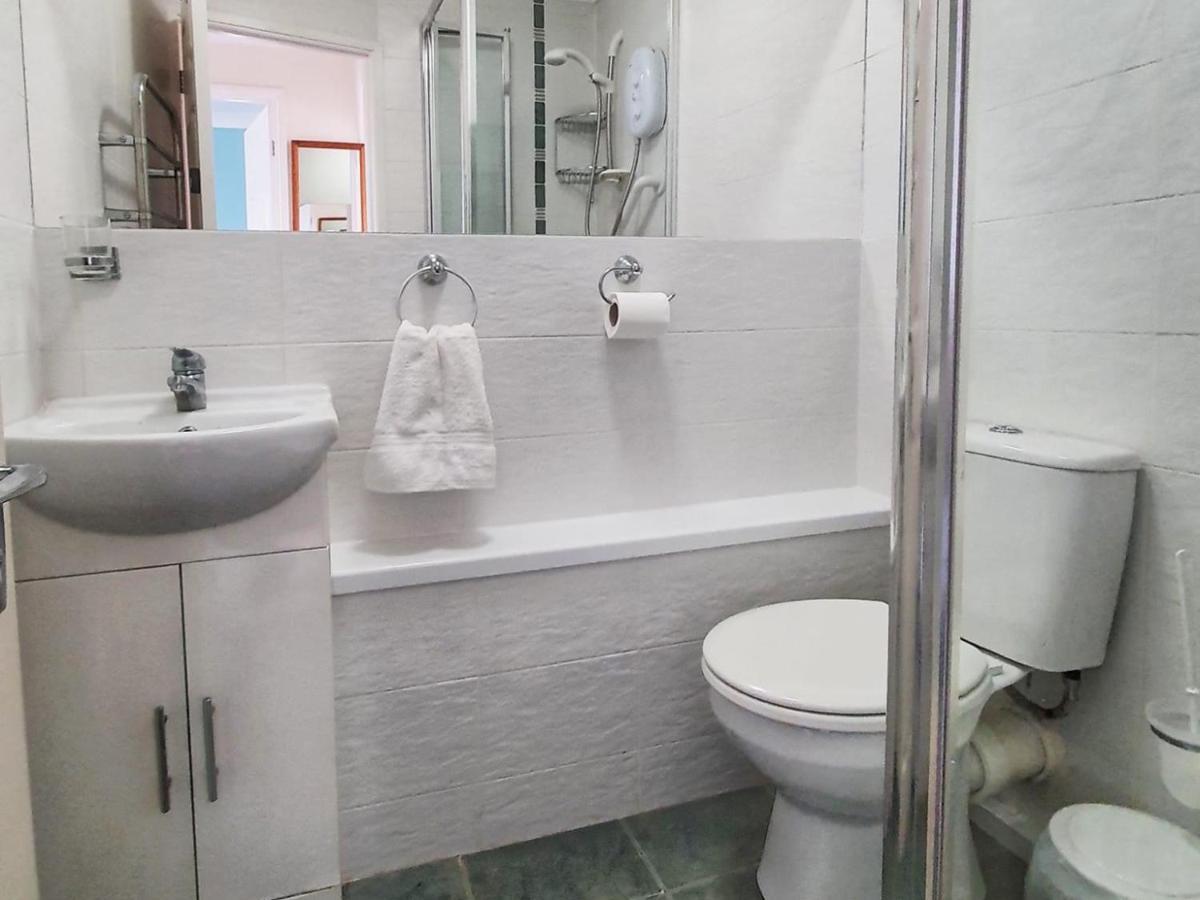 Dart Haven - Cheerful Holiday Bungalow In Galmpton المظهر الخارجي الصورة